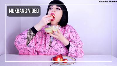 Mukbang Video Eating Strawberries And Vanilla Pudding