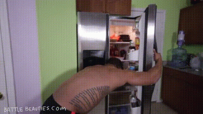 Muscle Stud Roommate Shrinks You Down Dominates And Eats You, Little Man