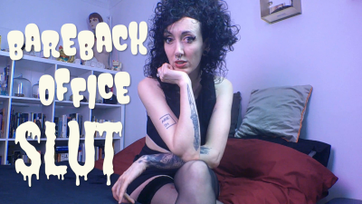 Bareback Office Slut