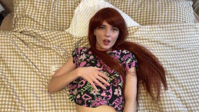 Redhead Cutie Orgasm Face