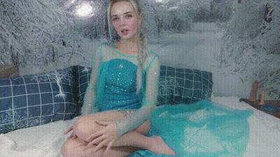 Frozen Cosplay: Little Squirt