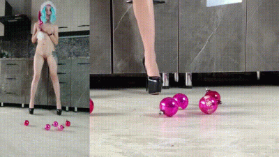 Jingle Bells Squeeze And Destroy