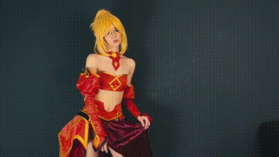 Mordred Cosplay Striptease