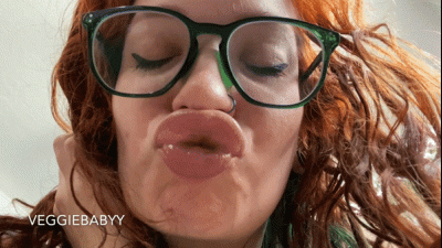 Sweet Girlfriend Seduces You With Pouty Lips And Lots Of Kisses