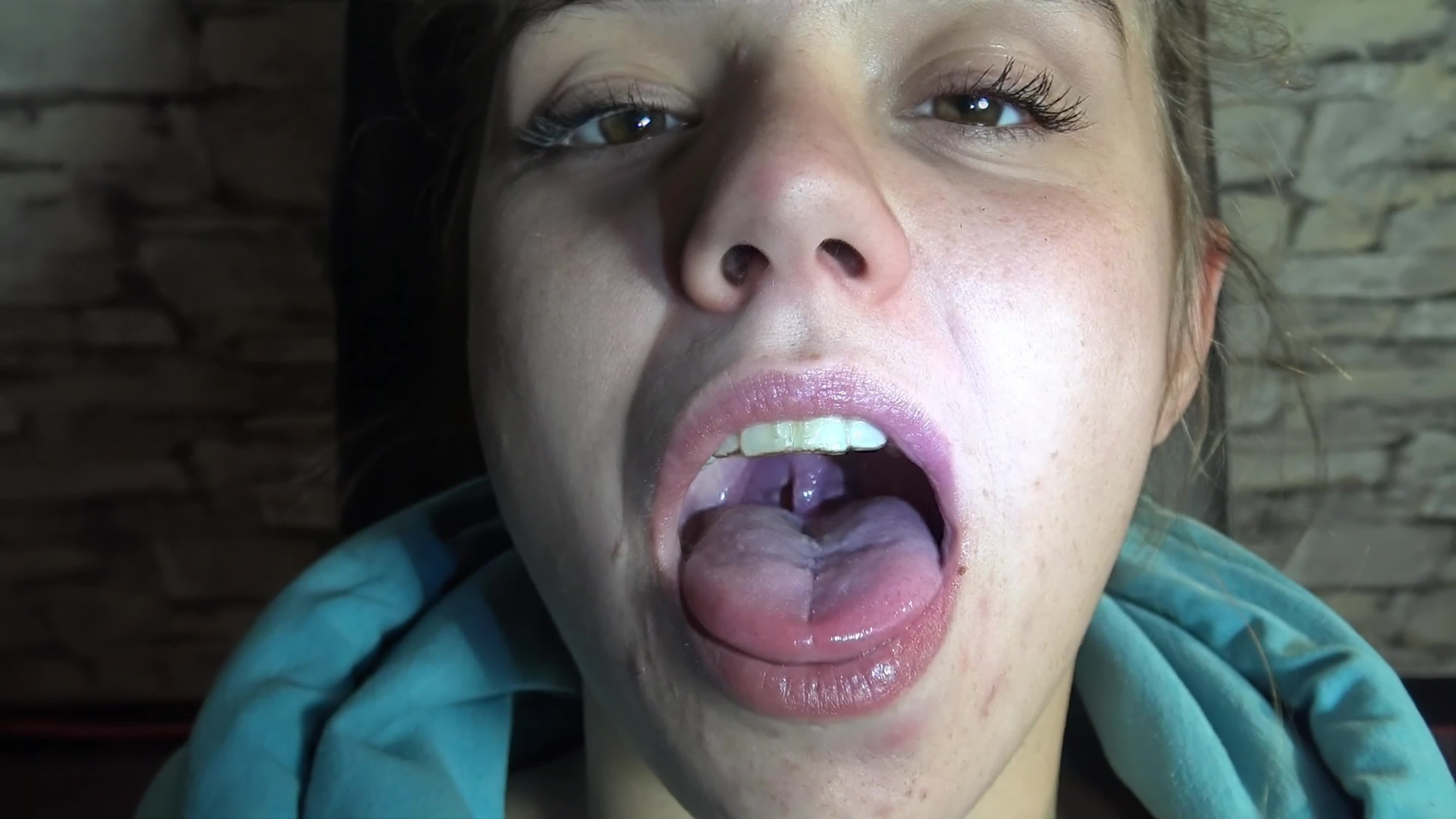 Jess The Bratt, Mouth Explo, It Looks Fresh And Comfortable!