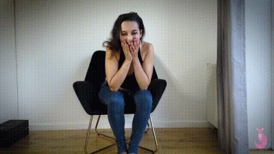 The Weeing Card Game