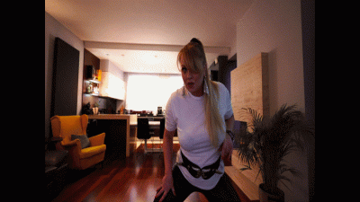 Blonde And Dancing In The Style Of A King