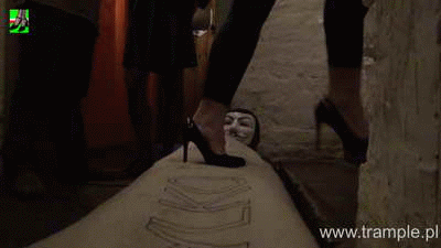 Trampling Peterek2001 - Carpet Man 01 - iWantClips