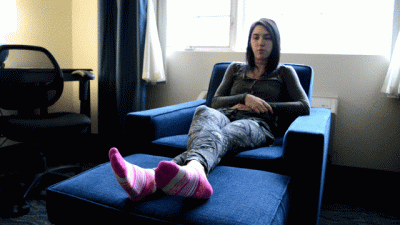 Introducing 24 Year Old Alice And Her Size 8'S