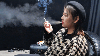 New Sexy Heavy Smoker Yimei's Smoking Interview1 4K