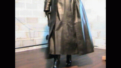 Leather Lady Is A Sadist