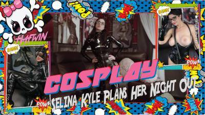Hafwin Cosplay Selina Kyle Plans Her Night Out
