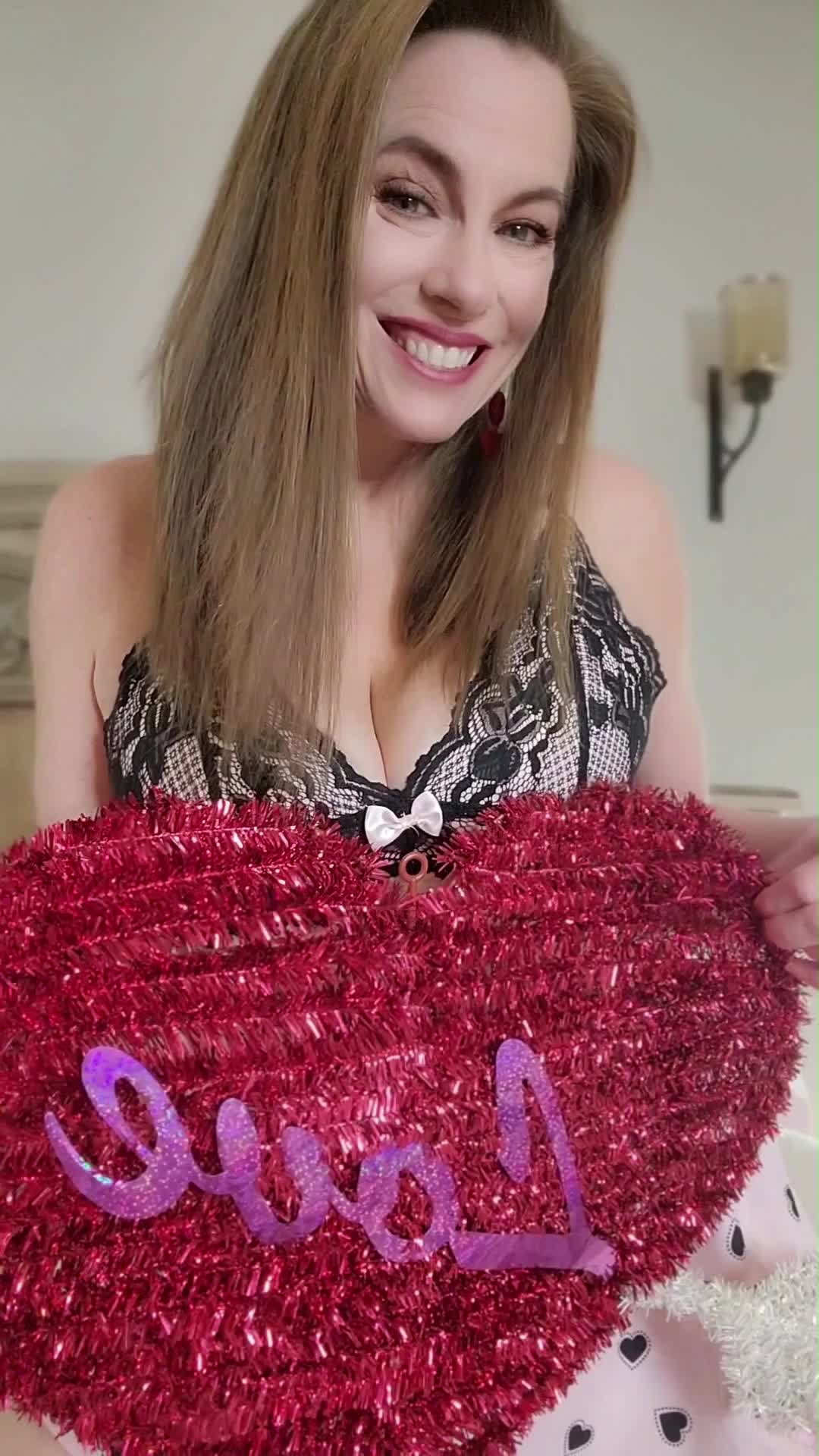Valentine's Day JOI: Stroke To My Wet Mouth & Creamy Pussy