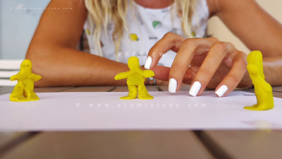 Giantess Hand And Tiny Clay Men