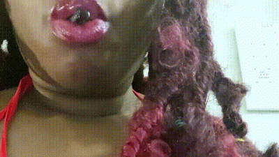 Giantess Enjoyes Teeny Gum 1080