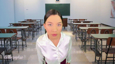 Classmate Becomes A Giantess Without Control!