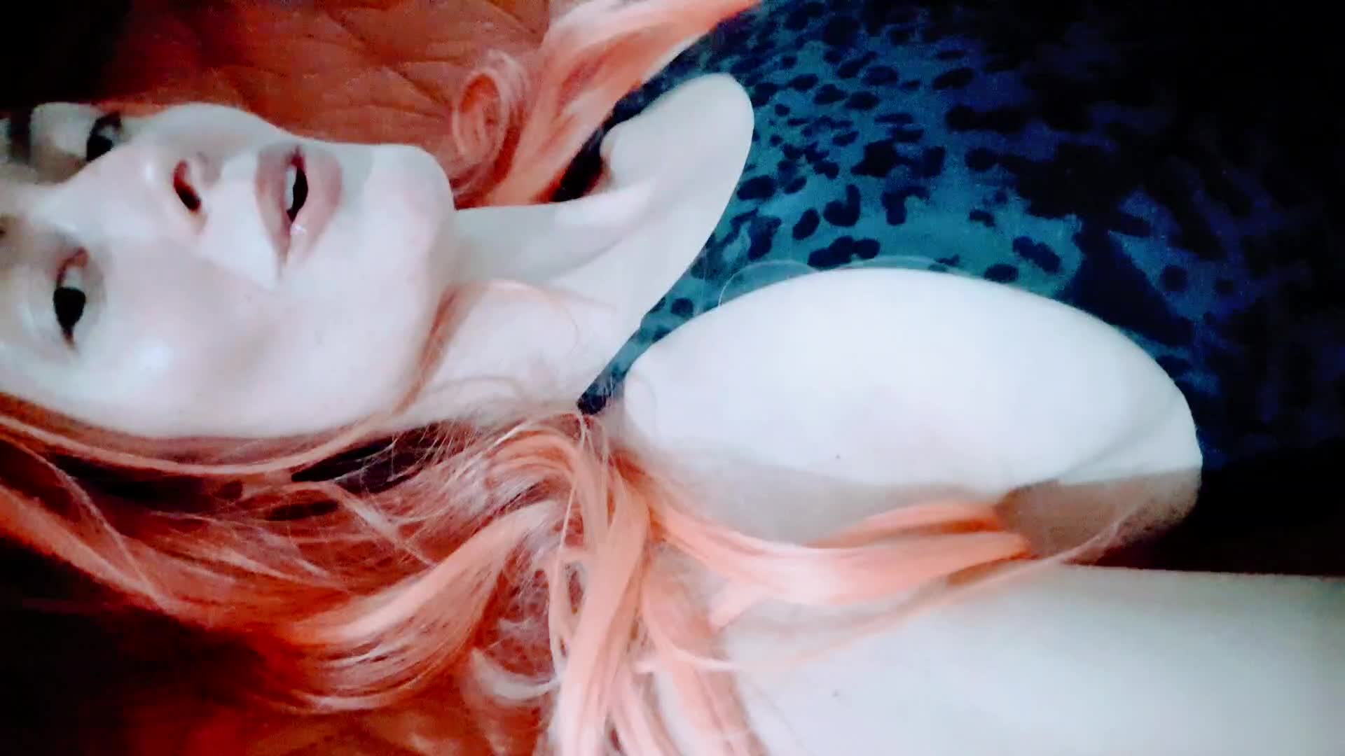 Side Boob: Bratty Tease