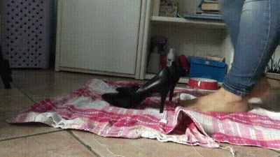 Smashing Taralli And Croutons With Black High Heels