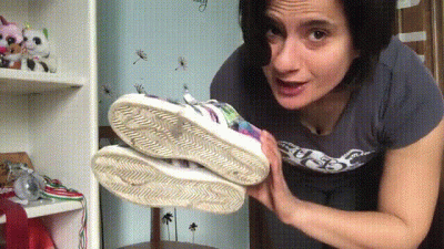 I Try Nike And Adidas Sneakers On Bare Feet