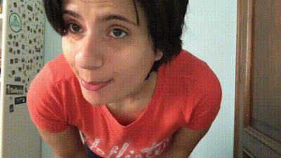 I Encourage You To Masturbate By Showing You My Leggings, Ass And Breasts