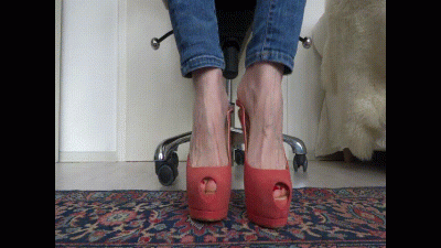 Sling Back High Heels Peep Toes In Closeup