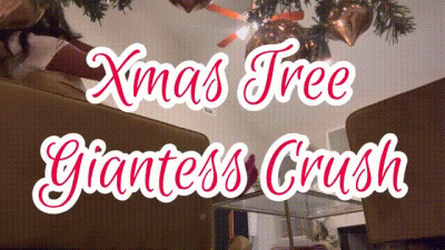 Xmas Tree Giantess Crush