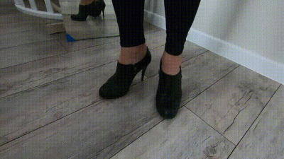 Heels Tapping And Toewiggling In Sexy Shoes And Boots