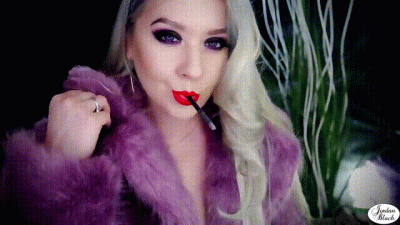 Smoking Cigaronne Royals Wearing Fur