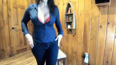 MILF Date Ends Due To Height Issues