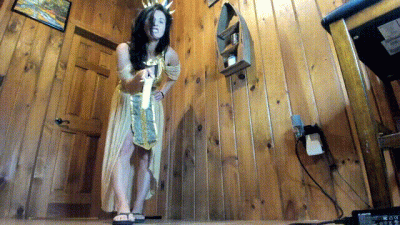Giantess Warrior In Flip Flops