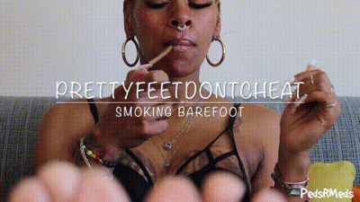 Prettyfeetdontcheat Smoking Barefoot