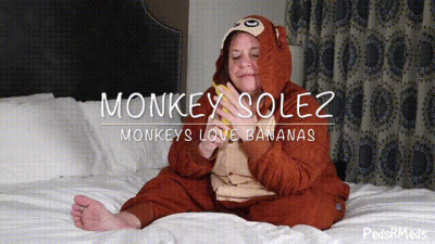 Monkeysolez Loves Bananas