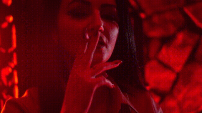 Smoke Fetish Seduction/Heel Dangle/Stilettos Fetish