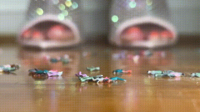 Step-Mommy Giantess Stomps Littles