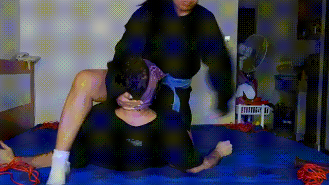 Mistress Wael - Using Mounted Triangle I Make My Slave Pass Out - iWantClips    