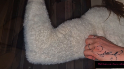 Bicep Peak And Pec Pumping