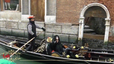 Triade In Venice Teil 1 Foot Worship With Cumshot