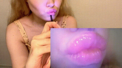 2 Views Of Fish Vore