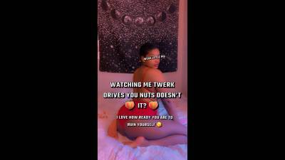 Pudding Brain Piggy/ Twerking Assworship